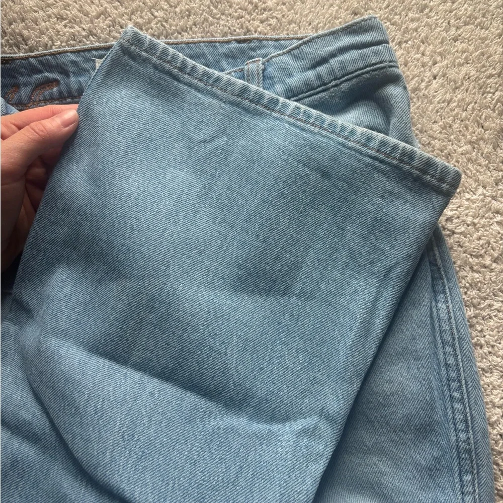 Women’s Wrangler Flare jeans - Picture 2 of 4